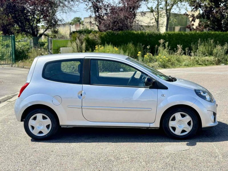 Renault Twingo II 1.2 16v 75 Dynamique