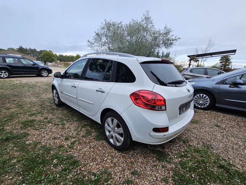 RENAULT CLIO III ESTATE 2010