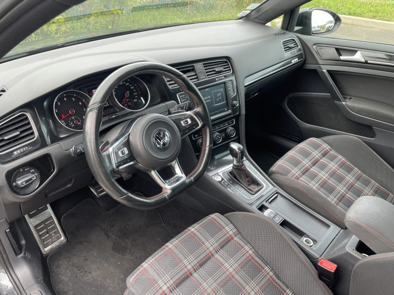 VOLKSWAGEN GOLF VII GOLF GTI PERFORMANCE DSG7