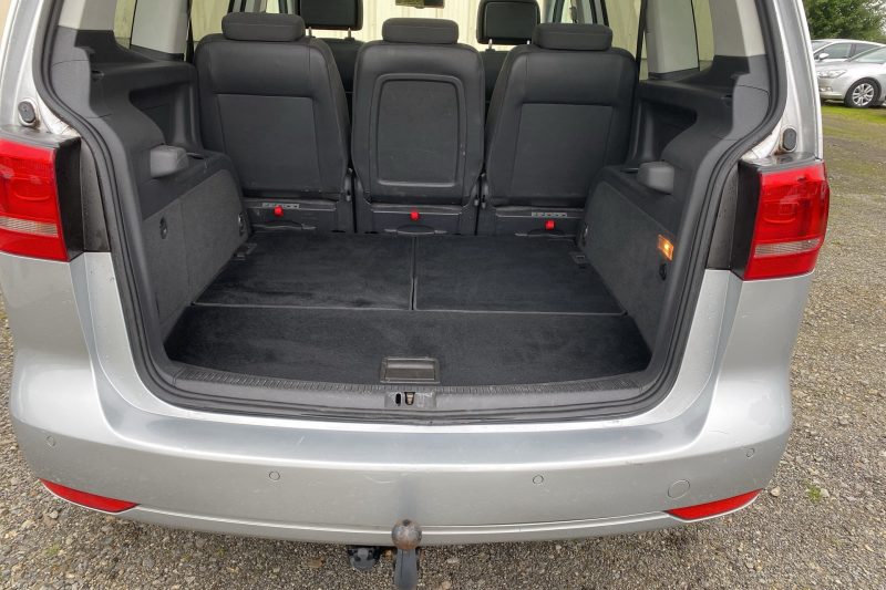 VOLKSWAGEN TOURAN 1.6 TDI 105 Life BVM6 7pl