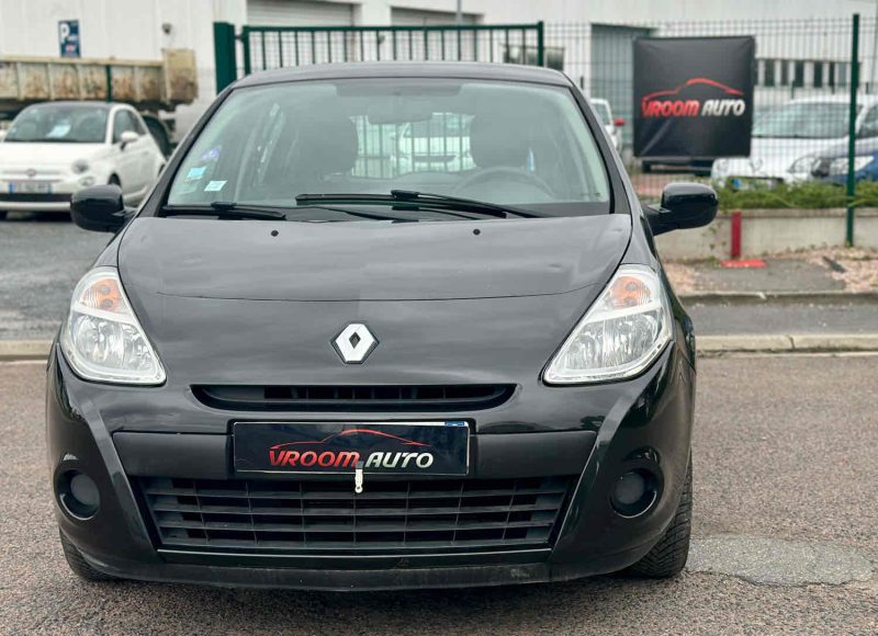 Renault Clio 3 III 1.2 16v 75ch ALIZE