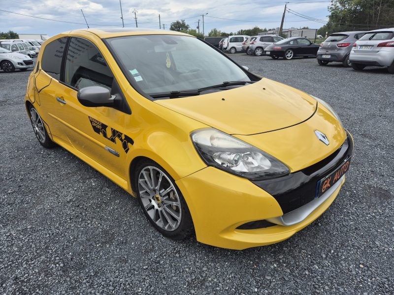 RENAULT CLIO III RS 203CV 2011 122400 KM 