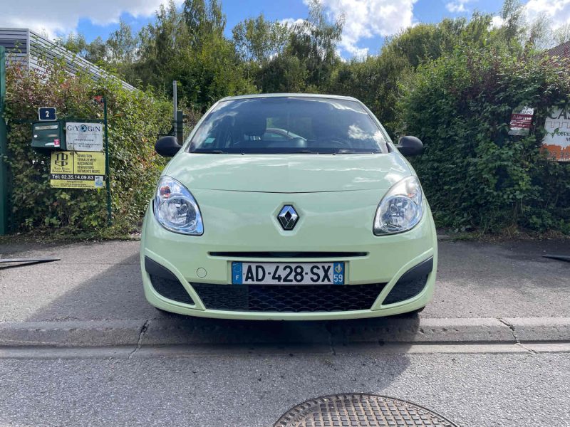 RENAULT TWINGO II 1.2i 16V 75CV