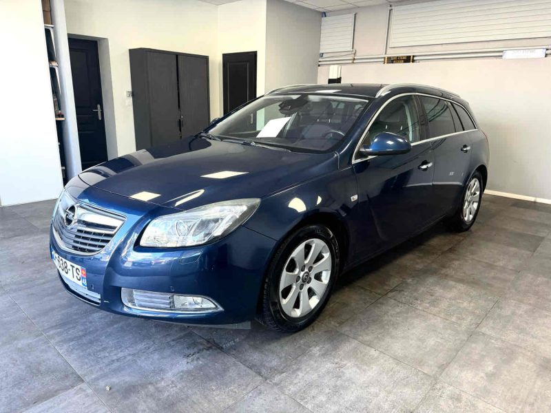 OPEL INSIGNIA A Sports Tourer 2012