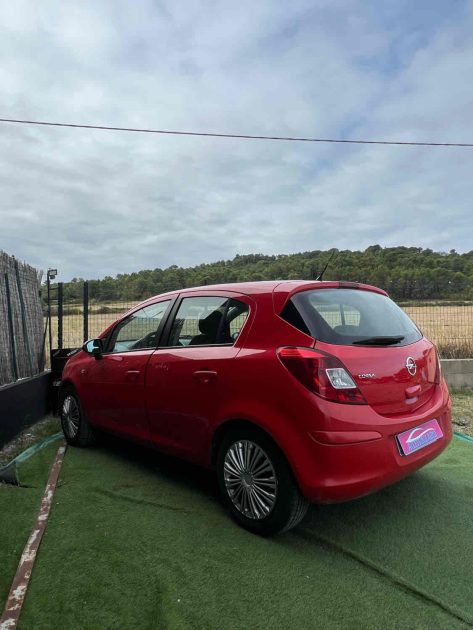 OPEL CORSA D 2011