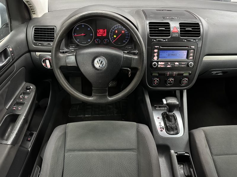 VOLKSWAGEN GOLF V 2005