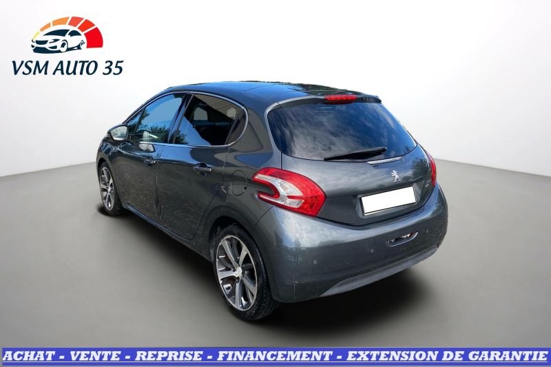 PEUGEOT 208 1.6 E-HDi 92cv Intuitive