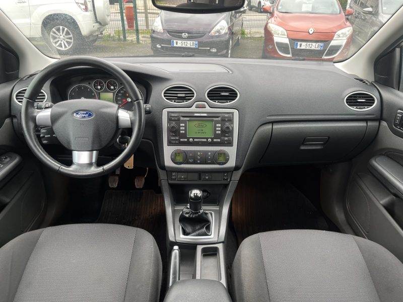 FORD FOCUS 2.0i 145CV TITATIUM