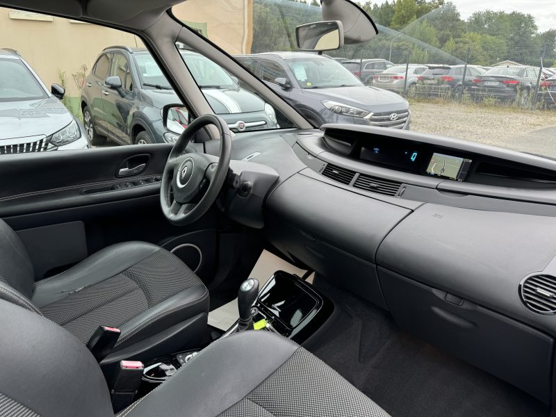 RENAULT ESPACE IV 2.0 DCI 175CV BVA INTENS