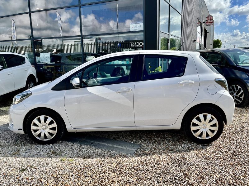 TOYOTA YARIS 2013