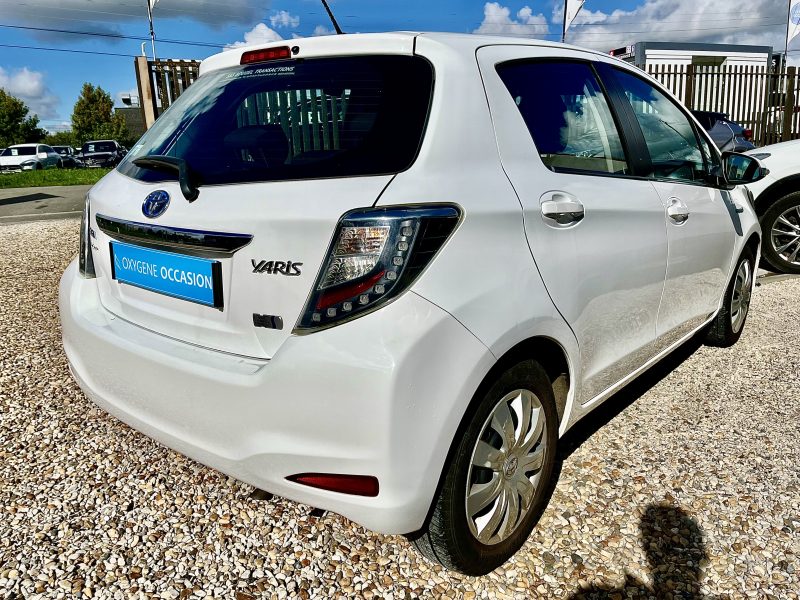 TOYOTA YARIS 2013