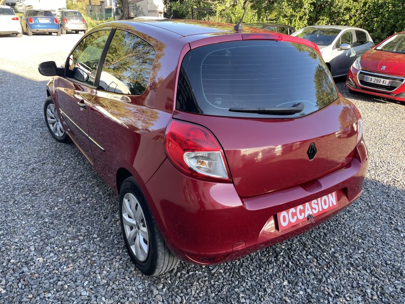 RENAULT CLIO III 2011