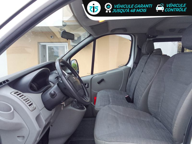 RENAULT TRAFIC  2011