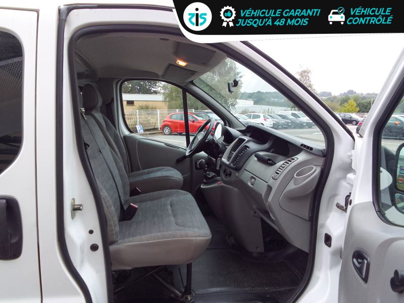 RENAULT TRAFIC  2011