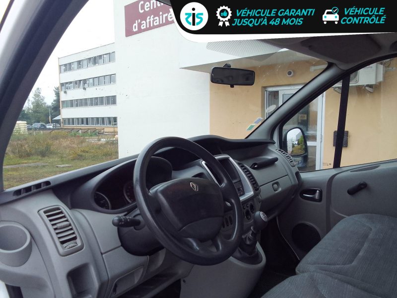 RENAULT TRAFIC  2011