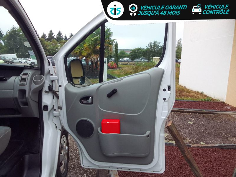 RENAULT TRAFIC  2011