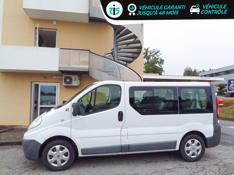 RENAULT TRAFIC  2011