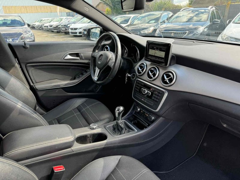 MERCEDES CLA  200 CDI 136cv