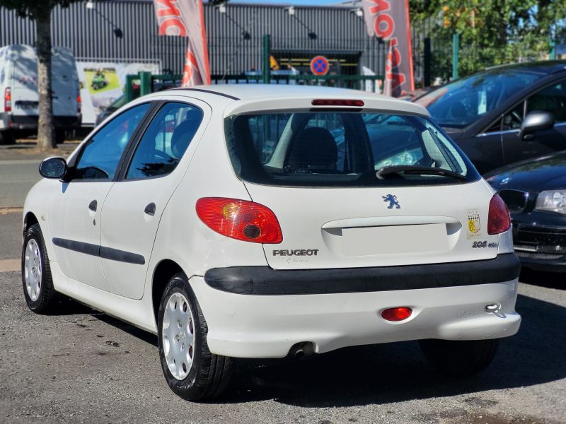 PEUGEOT 206 2005