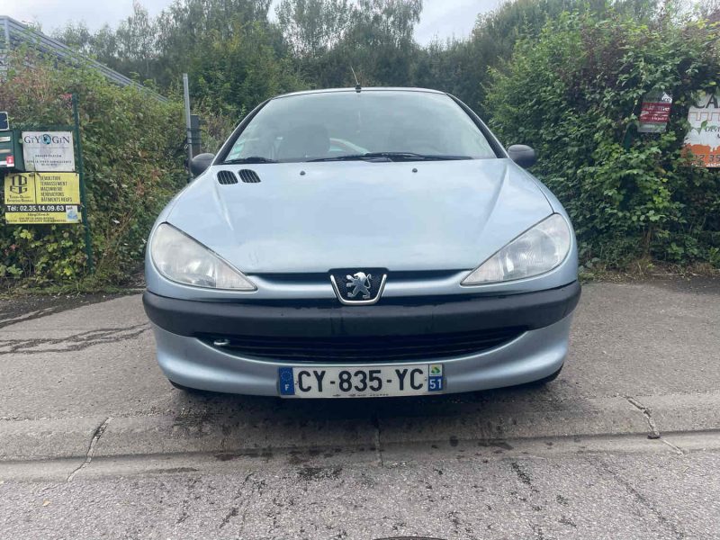 PEUGEOT 206 1.4i 75CV