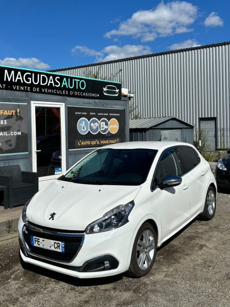 PEUGEOT 208 2019