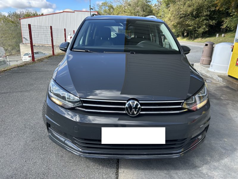 VOLKSWAGEN TOURAN 2023