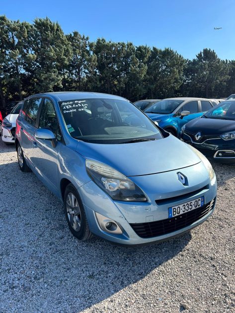 RENAULT SCENIC III 2011