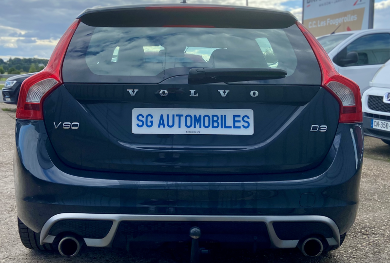 VOLVO V60 2011