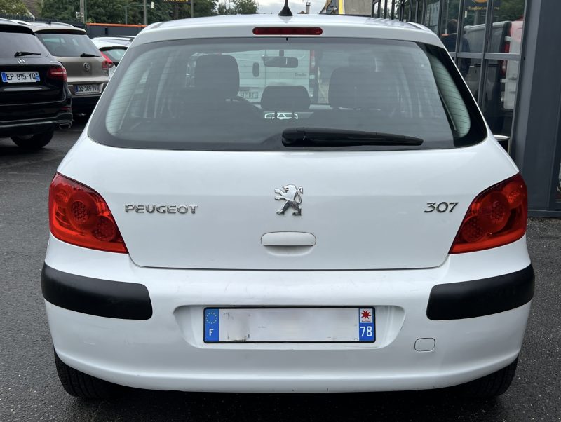 PEUGEOT 307 PHASE 2 1.6 16V 110 Cv 5 PORTES / CLIMATISATION REGULATEUR BLUETOOTH - GARANTIE 1 AN