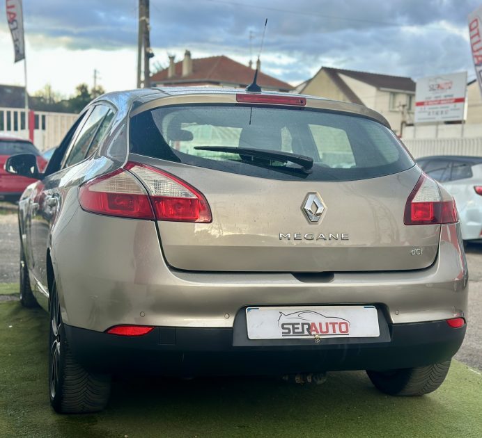 RENAULT MEGANE III Berline 2013