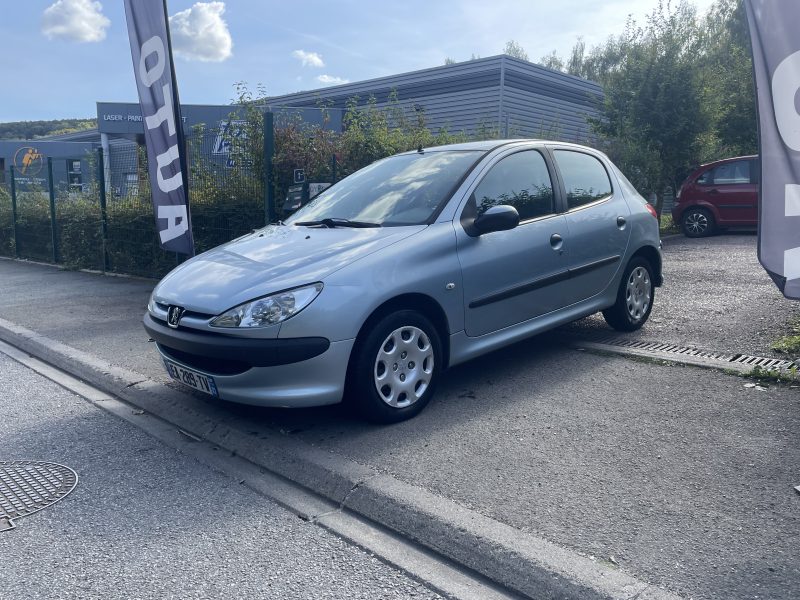 PEUGEOT 206 1.4HDI 70CV