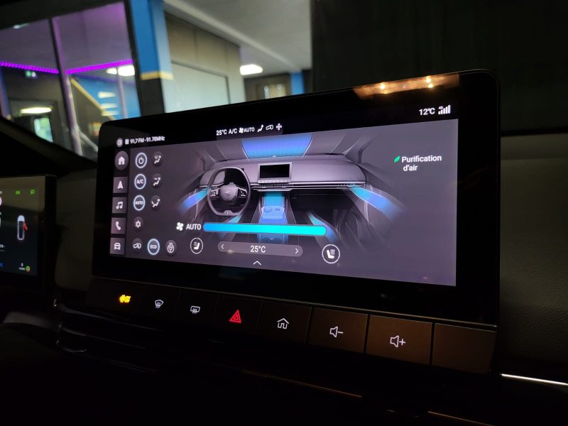 MG MG 4 64 kWh 204 CV EV LUXURY /1ER MAIN+CAMERA360°+APPLE CARPLAY/