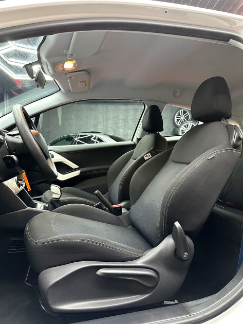 PEUGEOT 208 I 2016