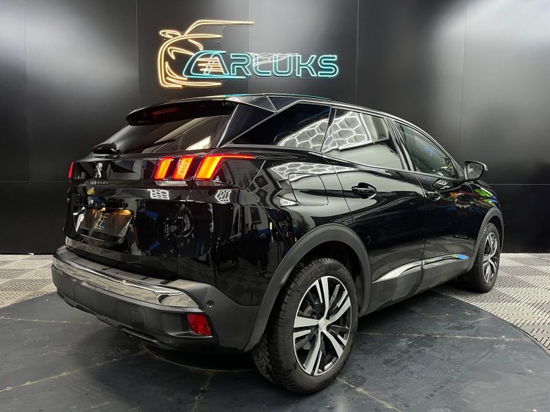 PEUGEOT 3008 1.5 BlueHDI 130 CV ALLURE 