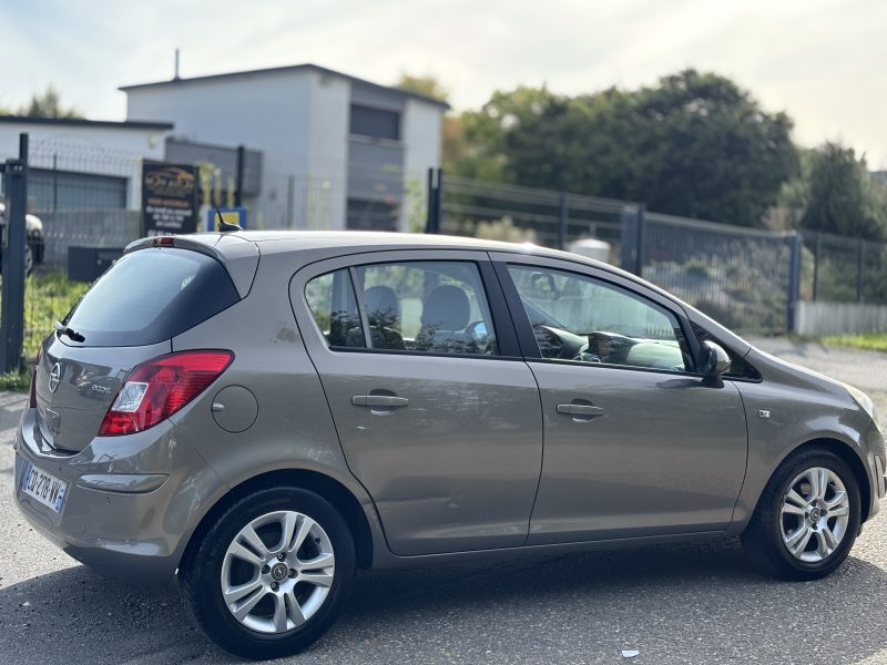 OPEL CORSA D 1.3 CDTI 95cv FAP ECOFLEX STOP/START COSMO