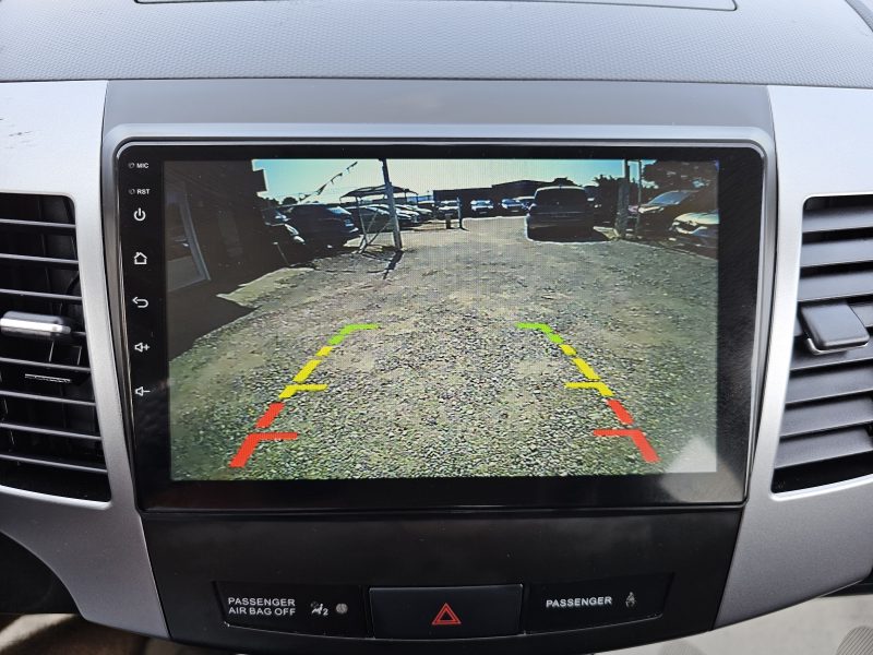 MITSUBISHI OUTLANDER  4X4 2,0 DI-D 140 CH INTENS+ 7 PLACES CUIR GPS CAMERA 