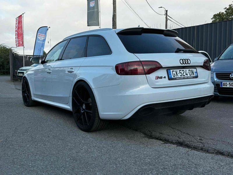 AUDI A4 RS4 B8 Avant 