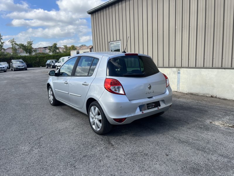 RENAULT CLIO III 2010