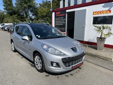 PEUGEOT 207 2013