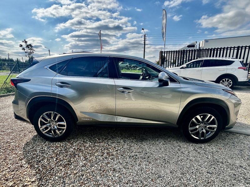 LEXUS NX300H AWD 197ch LUXE TOIT PANORAMIQUE 09/2018