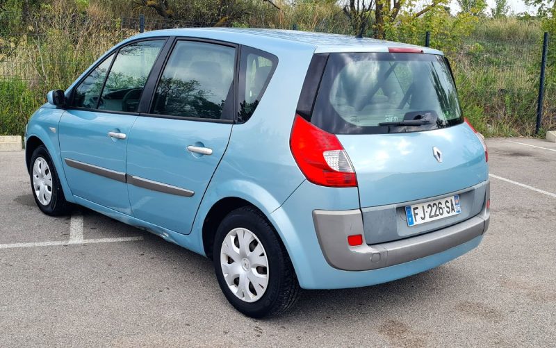 RENAULT SCenic  II 2008