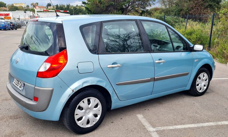 RENAULT SCenic  II 2008