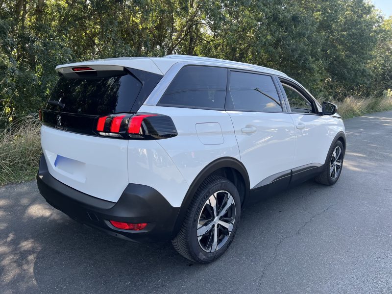 PEUGEOT 5008 II 2019