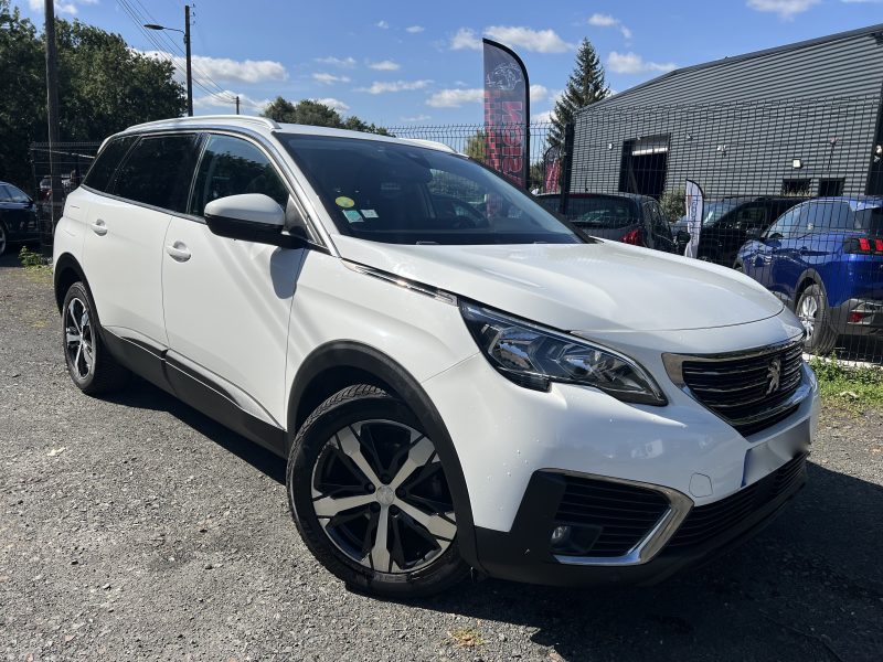 PEUGEOT 5008 II 2019