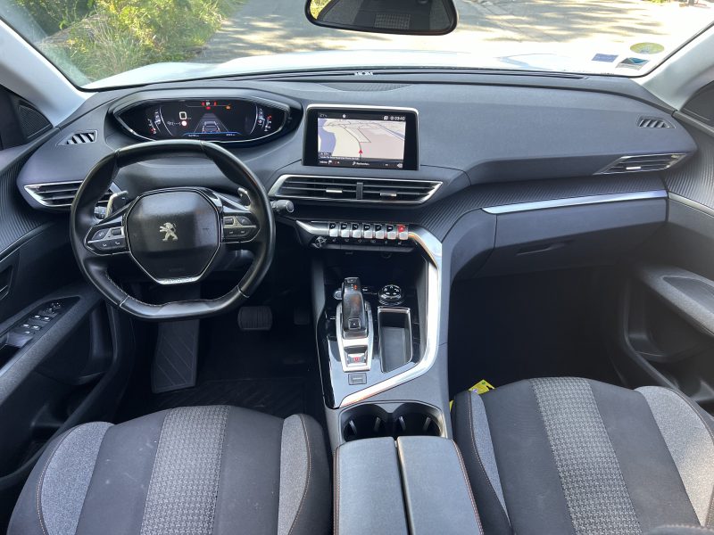 PEUGEOT 5008 II 2019