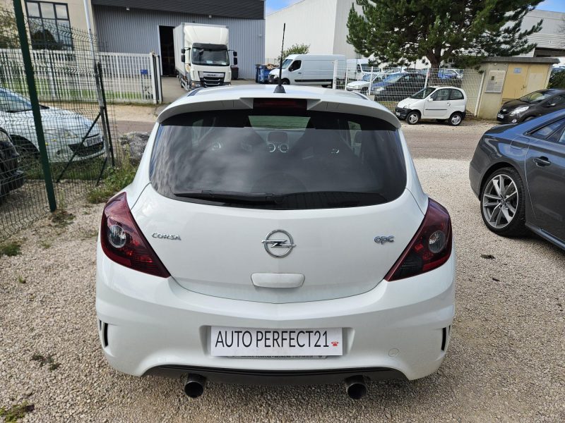 OPEL CORSA D 2012