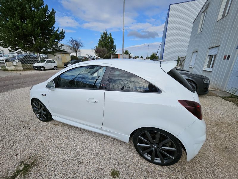 OPEL CORSA D 2012