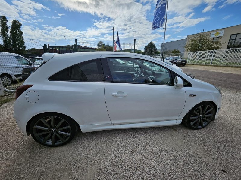 OPEL CORSA D 2012