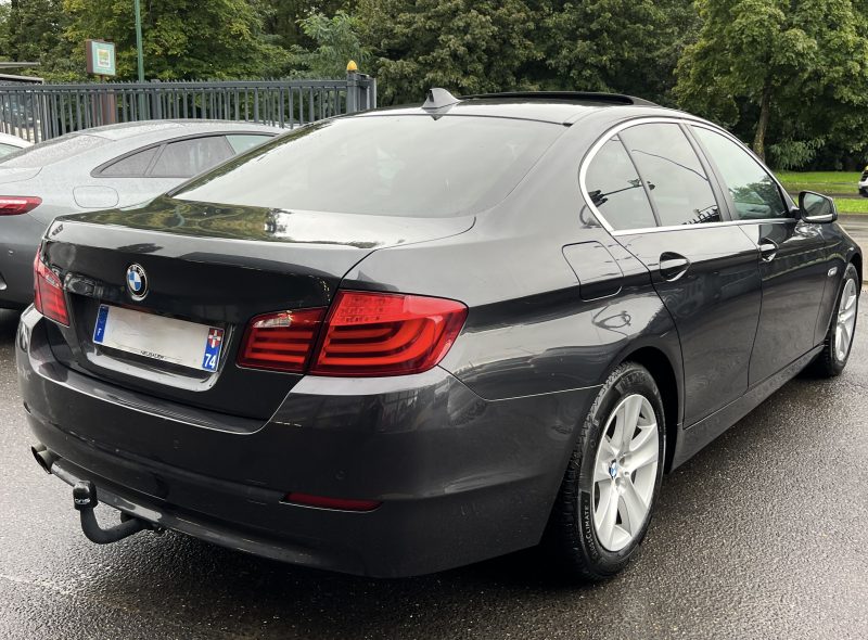 BMW SERIE 5 F10 LUXE 520D 2.0 TWINPOWER TURBO 184 Cv TOIT OUVRANT CUIR GPS ATTELAGE - GARANTIE 1 AN