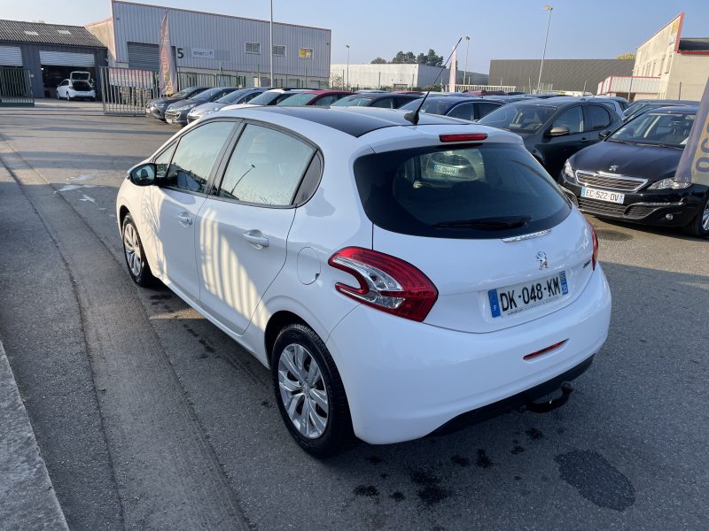 PEUGEOT 208 I 2014